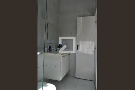 Casa à venda com 490m², 4 quartos e 3 vagasBanheiro da Suíte 1