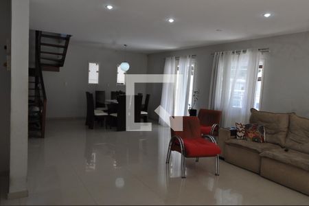 Sala de casa à venda com 4 quartos, 490m² em Jacarepaguá, Rio de Janeiro