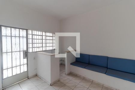 Sala 01 de casa à venda com 4 quartos, 128m² em Bosque, Campinas