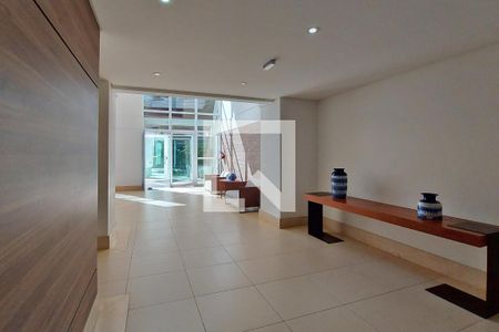 Apartamento à venda com 62m², 2 quartos e 2 vagas Apartamento à venda com 62m², 2 quartos e 2 vagasHall Social