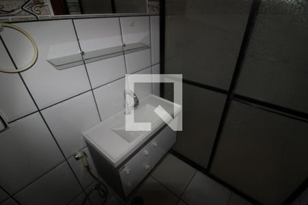 Casa à venda com 98m², 2 quartos e 2 vagasQuarto 1 - Banheiro