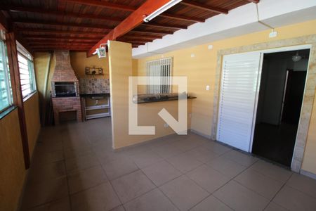 Casa à venda com 98m², 2 quartos e 2 vagasÁrea de Serviço