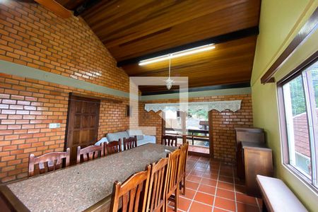 Casa à venda com 180m², 3 quartos e 2 vagasSalão de Festa