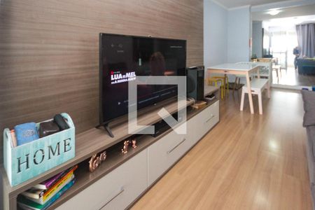 sala de apartamento para alugar com 2 quartos, 66m² em Jardim Piqueroby, São Paulo