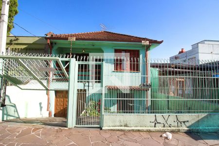 Casa à venda com 178m², 4 quartos e 1 vagaFachada