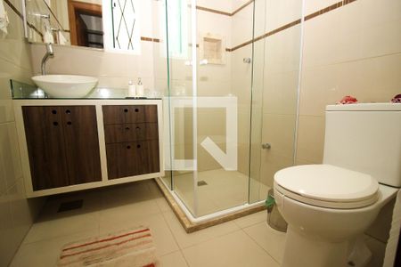 Casa à venda com 178m², 4 quartos e 1 vagaBanheiro 2