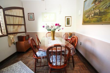 Casa à venda com 178m², 4 quartos e 1 vagaSala de Jantar