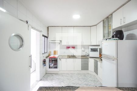 Casa de condomínio à venda com 150m², 3 quartos e 3 vagas Casa de condomínio à venda com 150m², 3 quartos e 3 vagasCozinha
