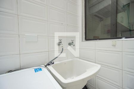 Casa de condomínio à venda com 150m², 3 quartos e 3 vagas Casa de condomínio à venda com 150m², 3 quartos e 3 vagasÁrea de serviço