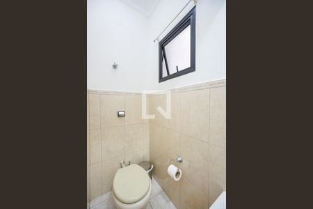Lavabo de casa de condomínio à venda com 3 quartos, 150m² em Vila Invernada, São Paulo