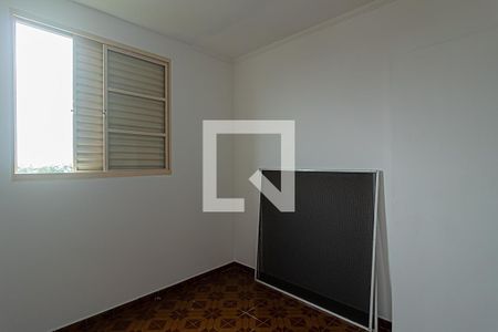 Quarto 1 de apartamento para alugar com 2 quartos, 50m² em Parque Dourado, Ferraz de Vasconcelos