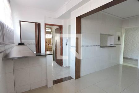 Casa à venda com 160m², 3 quartos e 2 vagas Casa à venda com 160m², 3 quartos e 2 vagasCozinha