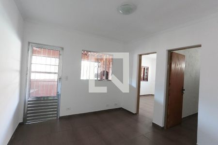 Casa à venda com 160m², 3 quartos e 2 vagas Casa à venda com 160m², 3 quartos e 2 vagasSala de TV