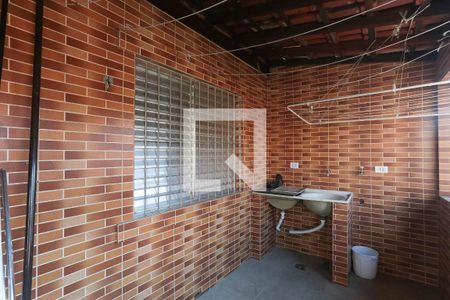 Casa à venda com 160m², 3 quartos e 2 vagas Casa à venda com 160m², 3 quartos e 2 vagasArea de Serviço