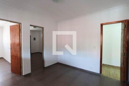 Casa à venda com 160m², 3 quartos e 2 vagas Casa à venda com 160m², 3 quartos e 2 vagasSala de TV