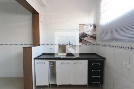 Casa à venda com 160m², 3 quartos e 2 vagas Casa à venda com 160m², 3 quartos e 2 vagasCozinha