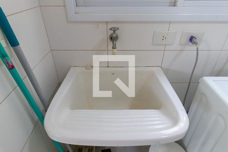 Casa de condomínio à venda com 210m², 4 quartos e 4 vagas Casa de condomínio à venda com 210m², 4 quartos e 4 vagasÁrea de serviço