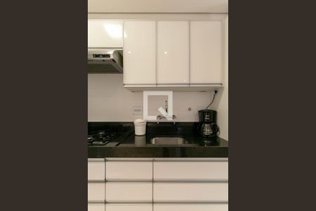 Studio à venda com 32m², 1 quarto e 1 vaga Studio à venda com 32m², 1 quarto e 1 vagaCozinha e Área de Serviço