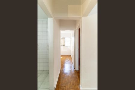 Corredor de apartamento para alugar com 2 quartos, 60m² em Consolação, São Paulo
