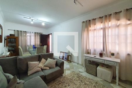 Sala de casa à venda com 4 quartos, 150m² em Jardim Maria Estela, São Paulo