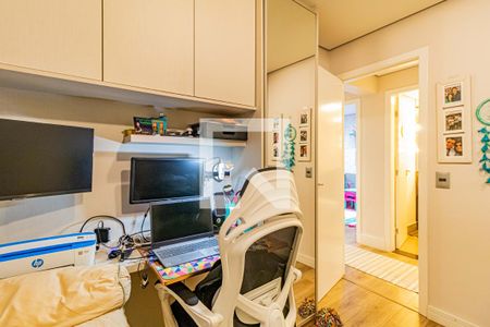 Apartamento à venda com 100m², 3 quartos e 2 vagas Apartamento à venda com 100m², 3 quartos e 2 vagasQuarto 02