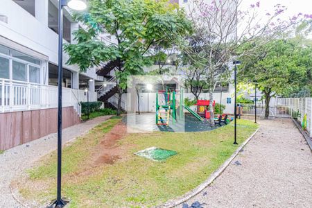 Apartamento à venda com 100m², 3 quartos e 2 vagas Apartamento à venda com 100m², 3 quartos e 2 vagasÁrea comum - Playground