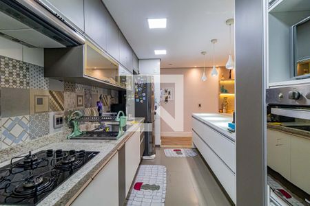 Apartamento à venda com 100m², 3 quartos e 2 vagas Apartamento à venda com 100m², 3 quartos e 2 vagasCozinha