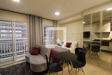 Sala/Quarto de apartamento para alugar com 1 quarto, 25m² em Pinheiros, São Paulo