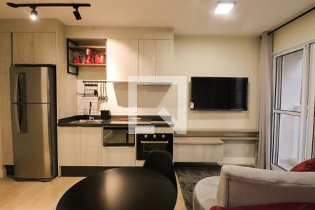 Sala/Quarto de apartamento para alugar com 1 quarto, 25m² em Pinheiros, São Paulo