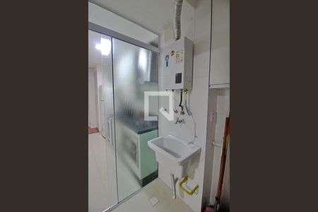 Área de Serviço de apartamento para alugar com 2 quartos, 54m² em Jardim Pedroso, Mauá