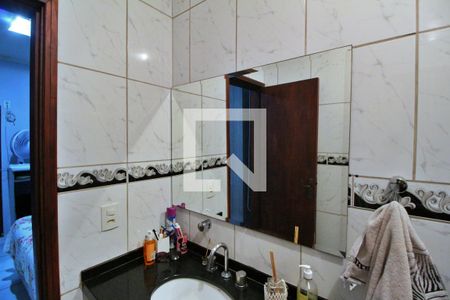 Casa à venda com 137m², 3 quartos e 3 vagasBanheiro do Quarto 2 (suite)