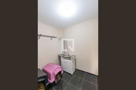 Casa à venda com 165m², 3 quartos e 3 vagasQuarto de Serviço