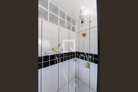 Casa à venda com 165m², 3 quartos e 3 vagasSuite