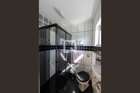 Casa à venda com 165m², 3 quartos e 3 vagasSuite