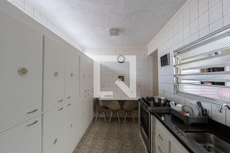 Casa à venda com 165m², 3 quartos e 3 vagasCozinha