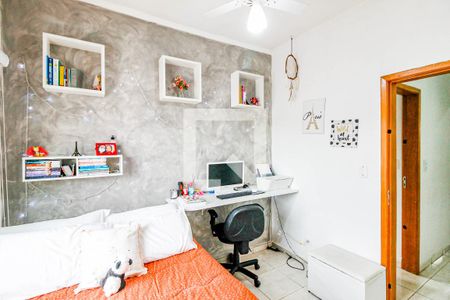 Casa à venda com 268m², 3 quartos e 2 vagas Casa à venda com 268m², 3 quartos e 2 vagasQuarto