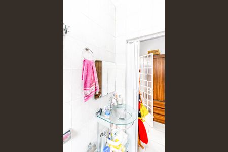 Casa à venda com 268m², 3 quartos e 2 vagas Casa à venda com 268m², 3 quartos e 2 vagasBanheiro