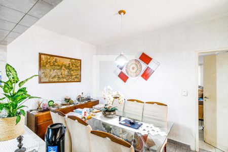 Casa à venda com 268m², 3 quartos e 2 vagas Casa à venda com 268m², 3 quartos e 2 vagasSala de jantar