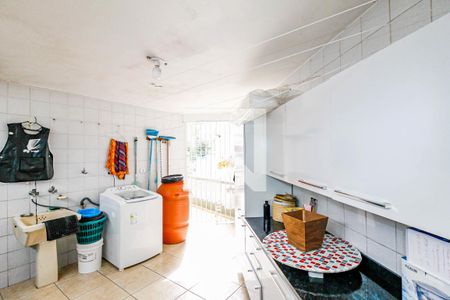 Casa à venda com 268m², 3 quartos e 2 vagas Casa à venda com 268m², 3 quartos e 2 vagasÁrea de Serviço