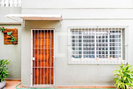 Casa à venda com 268m², 3 quartos e 2 vagas Casa à venda com 268m², 3 quartos e 2 vagasQuintal