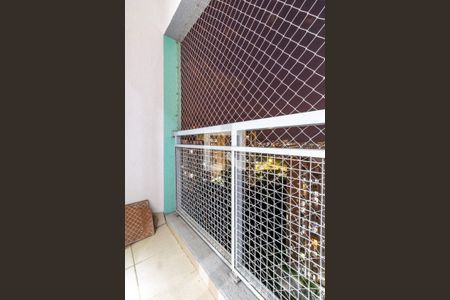 Varanda de apartamento para alugar com 2 quartos, 47m² em Jardim Flor da Montanha, Guarulhos