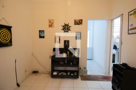 Apartamento à venda com 38m², 1 quarto e sem vaga Apartamento à venda com 38m², 1 quarto e sem vagaSala