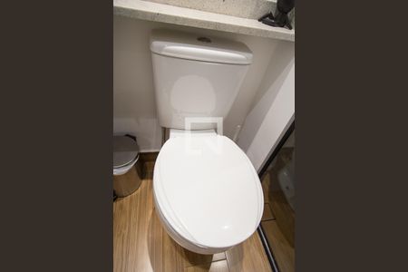 Apartamento à venda com 97m², 3 quartos e 1 vaga Apartamento à venda com 97m², 3 quartos e 1 vagaBanheiro Social