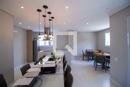 Apartamento à venda com 45m², 2 quartos e sem vagaÁrea comum - Salão de festas