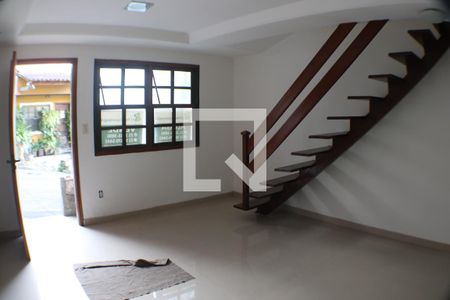 Casa à venda com 58m², 2 quartos e 1 vagaSala