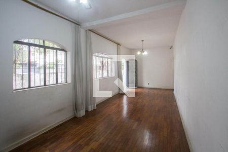 Sala de casa para alugar com 3 quartos, 180m² em Vila Cordeiro, São Paulo