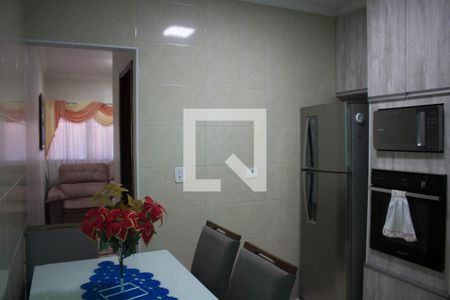 Casa de condomínio à venda com 60m², 2 quartos e 1 vaga Casa de condomínio à venda com 60m², 2 quartos e 1 vagaCozinha