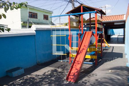 Casa de condomínio à venda com 60m², 2 quartos e 1 vaga Casa de condomínio à venda com 60m², 2 quartos e 1 vagaÁrea Comum - Playground