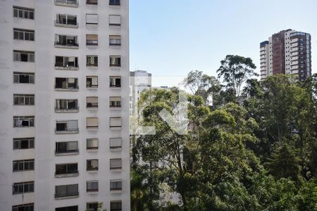 Vista de apartamento à venda com 3 quartos, 99m² em Vila Suzana, São Paulo