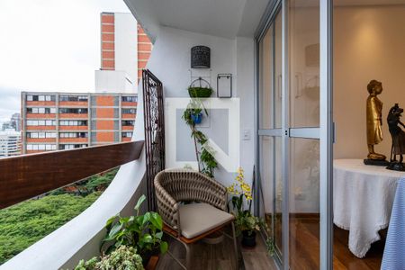 Varanda de apartamento à venda com 3 quartos, 114m² em Vila Mariana, São Paulo